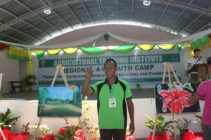 (2) Mr. Leandro Quiñones, VLAP- Davao Oriental Secretary, instructed the participants to get ready for the competitions to be simultaneously done.